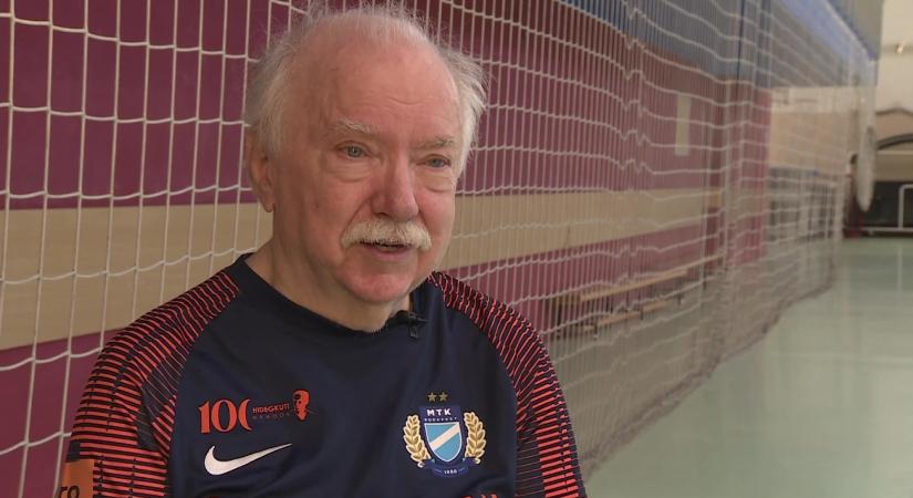 80 évesen is pályán: focimeccsel ünnepelték Farkasházy Tivadart