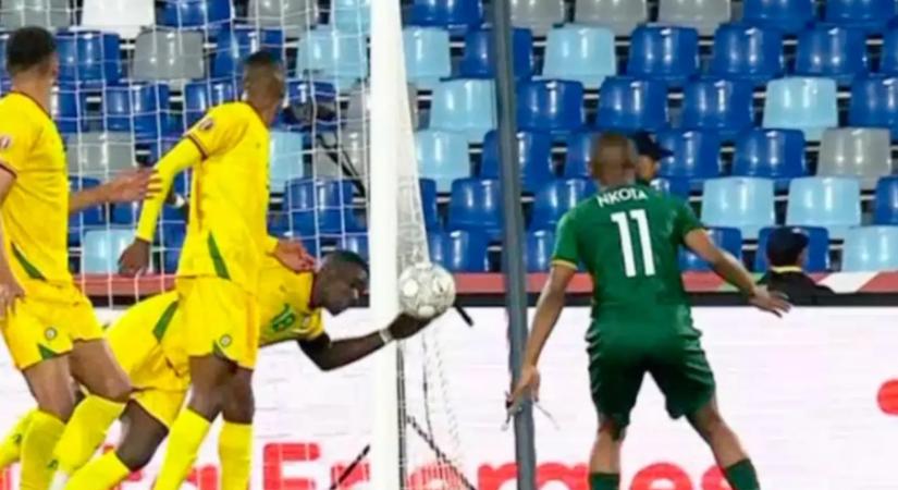 Afrikai X-akták: kapusnak képzelte magát, kiejtette csapatát