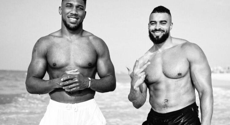 Anthony Joshua két edzője és jó barátja halt meg az ütközetben, Jake Paul reagált