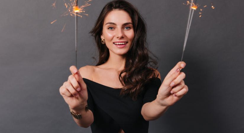 Napi horoszkóp, 2025. december 30.: A Mérleg lépjen ki a komfortzónájából, a Skorpió legyen kitartó