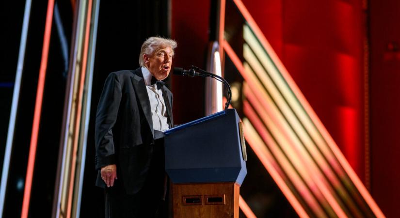 Rendkívüli bejelentést tett az USA első embere – megtörtént a csapás