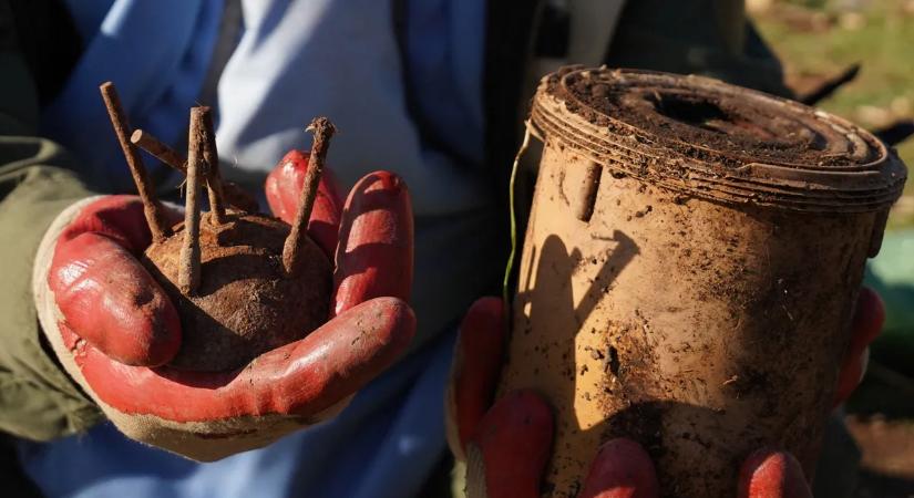 Újabb ország lép ki az ottawai egyezményből