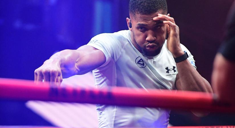 Egyre többet tudni Anthony Joshua döbbenetes autóbalesetéről