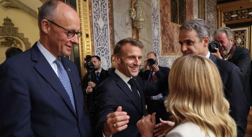 Brutális hátba szúrás Brüsszelben: a megroggyant Macron elárulta Merzet, és beállt a rámenős Meloni mögé