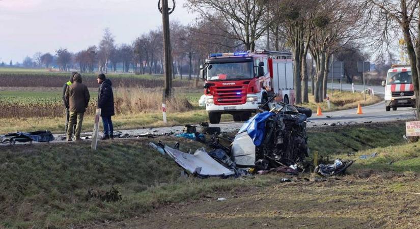 A Külügyminisztérium megerősítette öt ukrán állampolgár halálát egy lengyelországi közúti balesetben