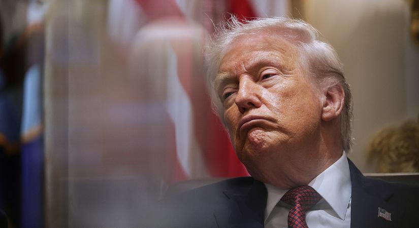 Súlyos betegséget jósolnak Trumpnak, Maduronak pedig száműzetést 2026-ra