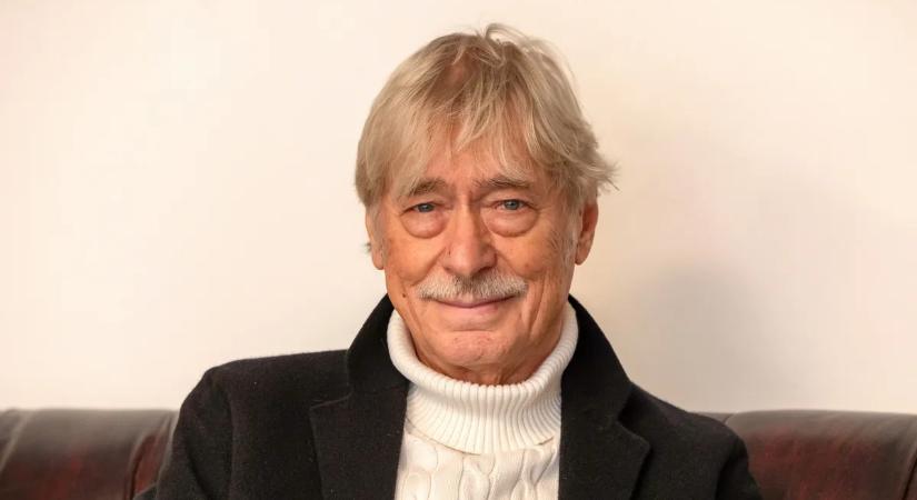 Ilyen volt a karácsonya Soltész Rezsőnek: „Magunk készítette fenyőfát állítottunk!”