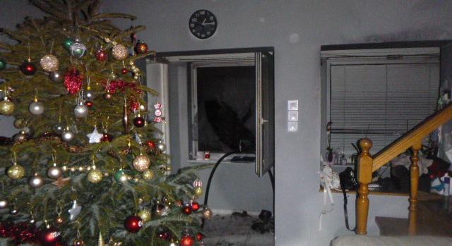 Lángra kapott az adventi koszorú