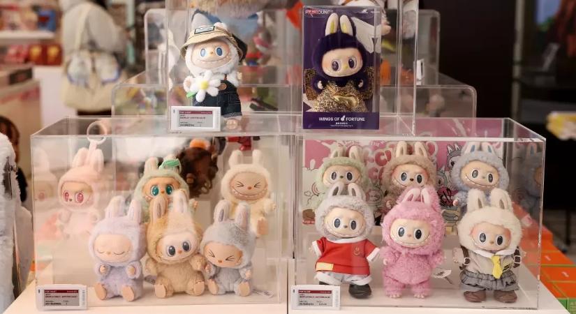 44 százalékos értékvesztés pár hónap alatt. Kioltódott a Labubu-láz?