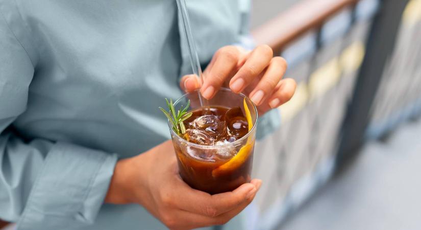 A neurológusok állítják, ezek az ételek és italok rombolhatják az agy egészségét