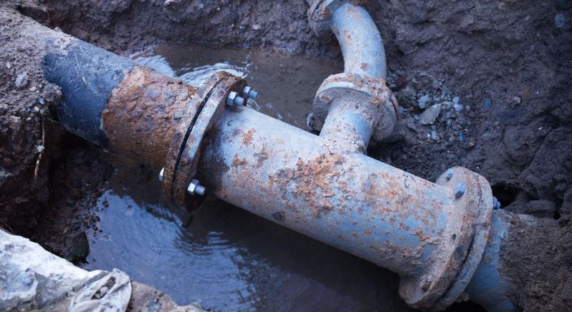 Nincs víz Győrzámolyon, eltört a szigetközi főnyomó vezeték