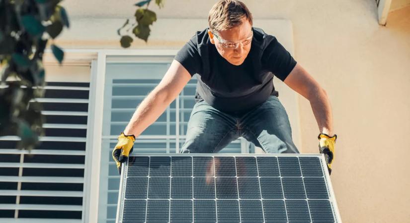 Államtitkár: A napelem-forradalom után jön az energiatároló-forradalom!