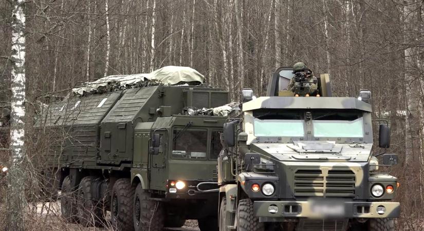 Hadrendbe állították az Oresnyik rakétakomplexumot Fehéroroszországban