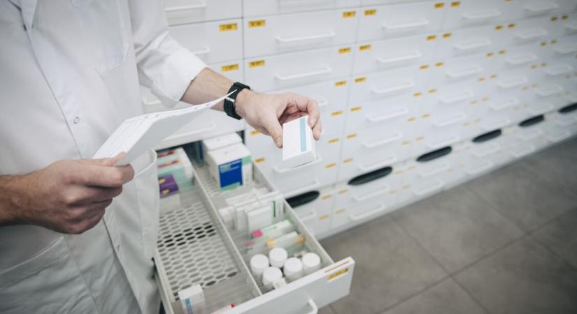 Patikai nyitvatartás: így juthatsz gyógyszerhez az év utolsó napján