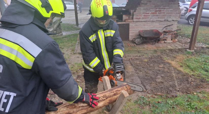 Sikeres kisgép- és szivattyúkezelői vizsgát tettek a tűzoltók Nagykanizsán
