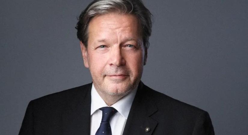 Vejkey Imre: Minden új év lehetőség arra, hogy Isten kegyelmében megújulva lépjünk tovább