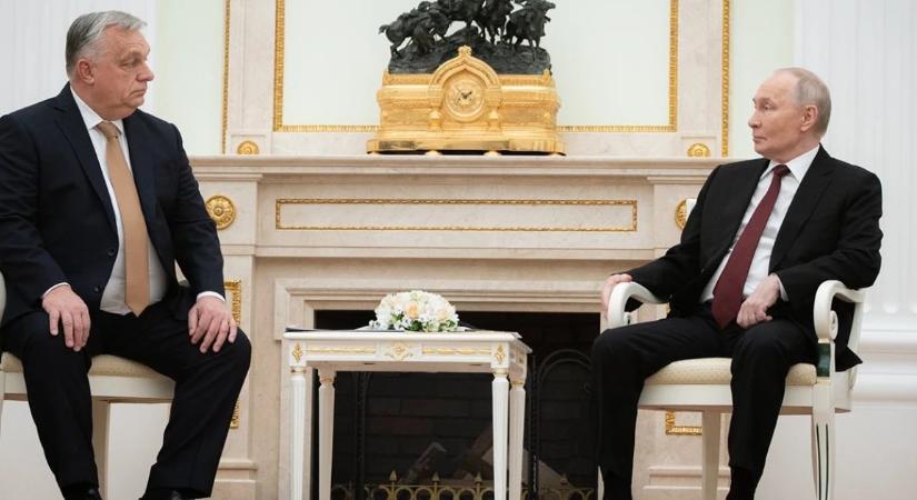 Putyin kiküldte ünnepi köszöntőit. Kitaláljátok, hogy Orbán postaládájában is landolt-e egy példány?