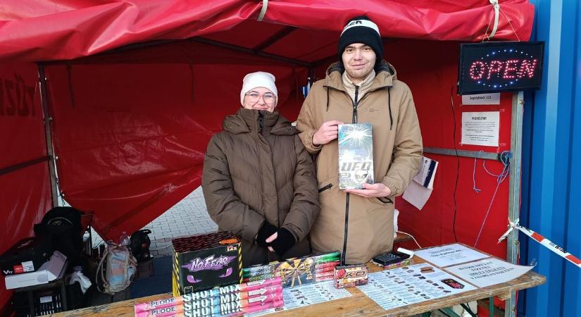 Így nem fordul tüzes éjszakába a szilveszteri durrogtatós jókedv – Íme a 31 szabály (videó)