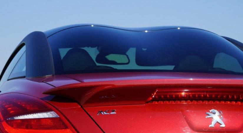 Öt meglepő olcsó használt autó, amiben ott van a csoda