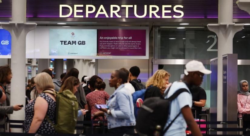 Komoly problémák a La Manche-csatorna alatt: leállt a teljes vasúti közlekedés