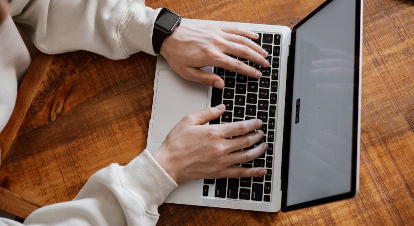 Vigyázz! Hamis e-mailekkel támadnak a NAV nevében az adathalászok