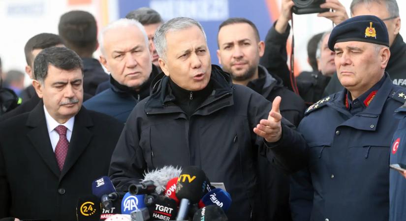 Törökország 357 Iszlám Állam-gyanús személyt vett őrizetbe