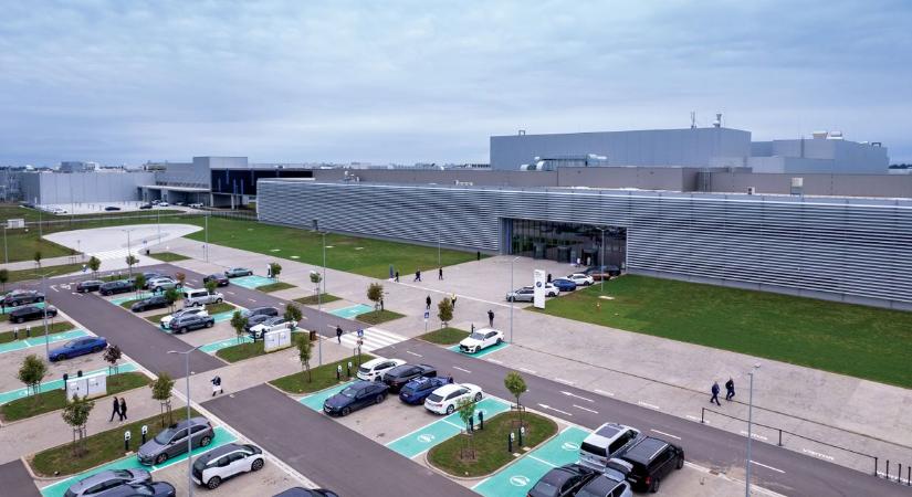 A békekötés adhatná meg a végső lökést: az erősödő forint és a beinduló új gyárak hozhatják el a magyar gazdaság nagy fordulatát