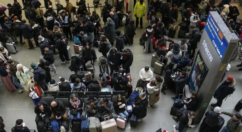 Műszaki hibát tapasztaltak a Csalagútban, leállították a Eurostar szuperexpresszeket