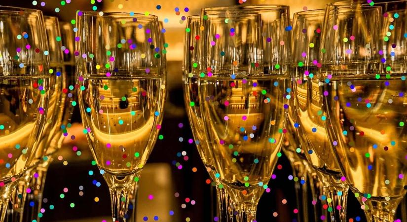 EZEKEN A HAZAI TELEPÜLÉSEKEN KÖSZÖNTJÜK AZ ÚJ ÉVET