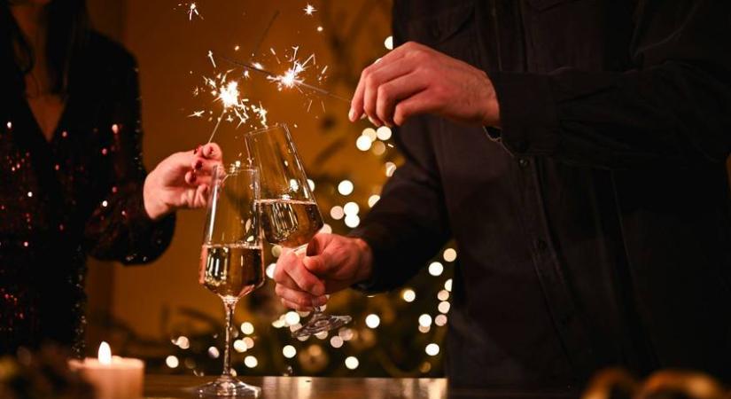 Szinte mindenki csinálja újévkor, de ártalmas is lehet: szakértő figyelmeztet