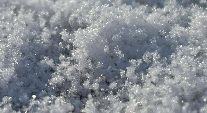 Éjjel hózáporok érkeznek!