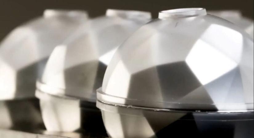 142 év után változtattak a napelem felépítésén, ami ezután jön, az felrázhatja az energiatermelést