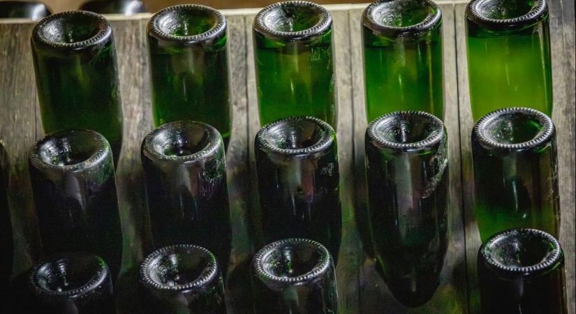 Bár áruk a csillagos ég, egyre népszerűbbek a "buborékos borok" Juhász Ádám szerint