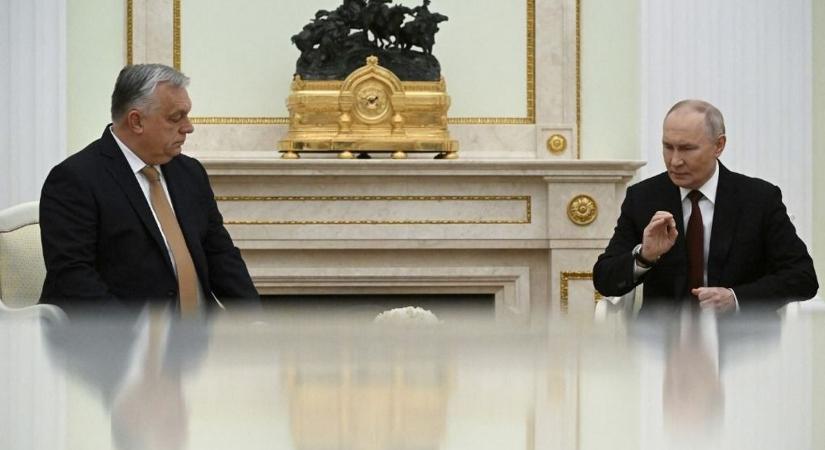 Meghökkentő videót tett közzé az orosz nagykövetség Putyinról és Orbán Viktorról: az elnök karácsonyi ajándékot vitt a világ urainak – nem hiszi el, mit kapott a magyar miniszterelnök