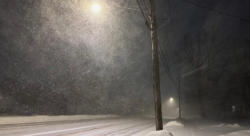 Veszélyhelyzet lépett életbe a téli vihar és havazás miatt az Egyesült Államokban