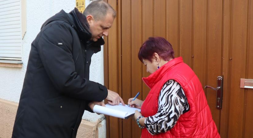 Nem sikerült minden nyugdíjas utalványt kézbesíteni – fejenként 15 ezer forint a tét