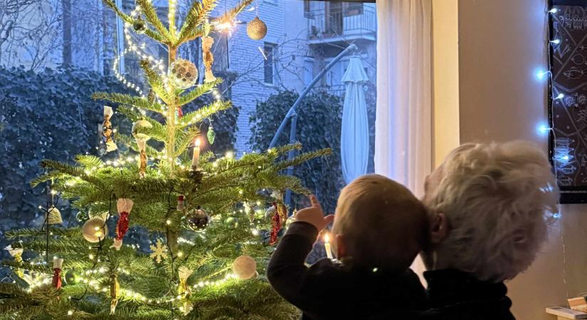 A mi karácsonyunk: kisgyerek, emigráció és hálás öröm - fotókkal