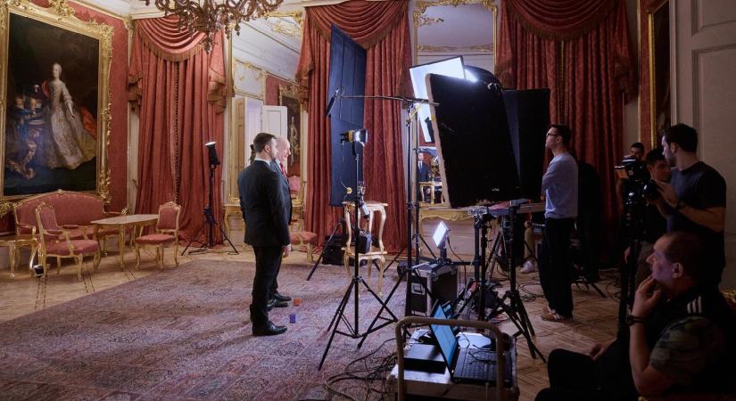 „Odaszóltak Orbánék?” – kérdezte Magyar Péter Sulyok Tamástól, aki valamire készül