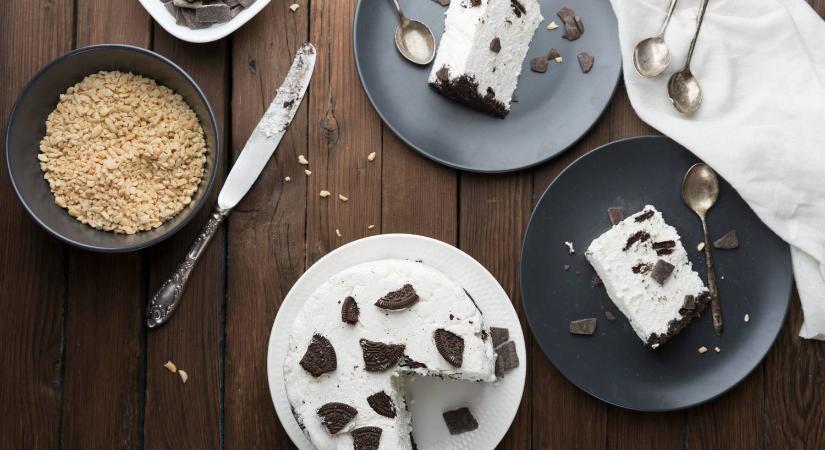 Ez a sütés nélküli Oreo pite mindenkit lenyűgöz – szilveszterre is tökéletes