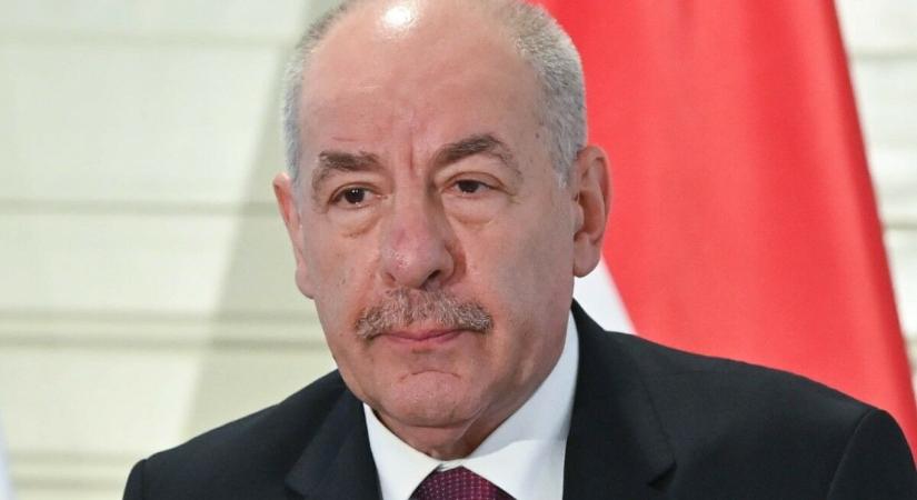 Szatyor fing: „Készülünk…”