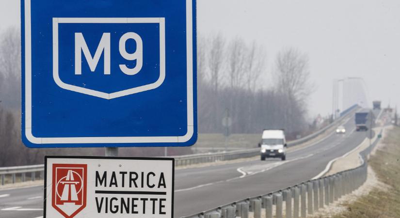 Autópálya-matricát vásárolna mostanában: gondjai lehetnek