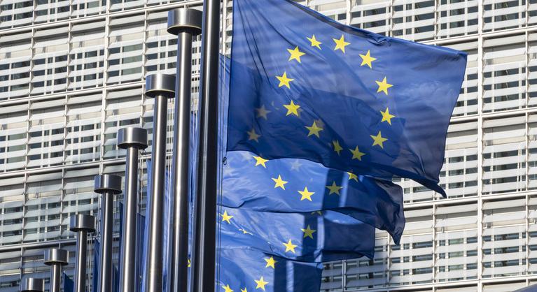 Újabb ország vezeti be az eurót, holott később csatlakozott az Európai Unióhoz, mint Magyarország