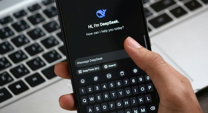 Ennyit fognak drágulni a telefonok jövőre: az AI tehet róla