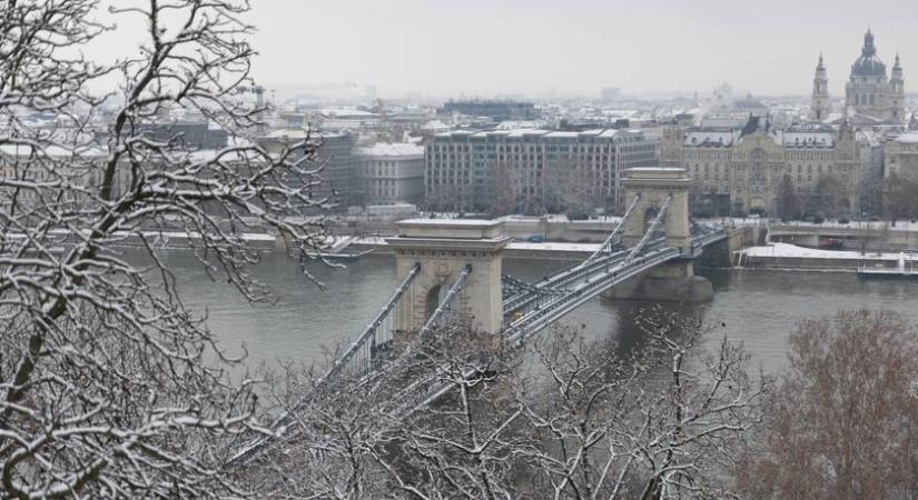 Hóval és extrém faggyal búcsúzik 2025 – mutatjuk, mennyi eshet még