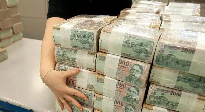 Hétmilliárd, tyűha!