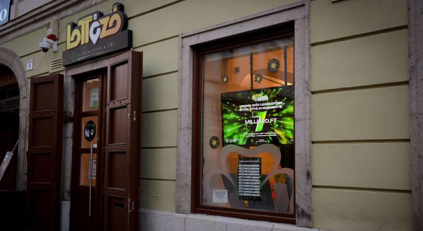 A hétmilliárd már kitartana a gyerekek életében is – az Ötöslottó főnyereménye az egrieket is lázba hozta