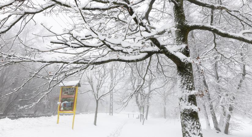 Megjött a friss előrejelzés: havazás jöhet az év utolsó napján Magyarországon!