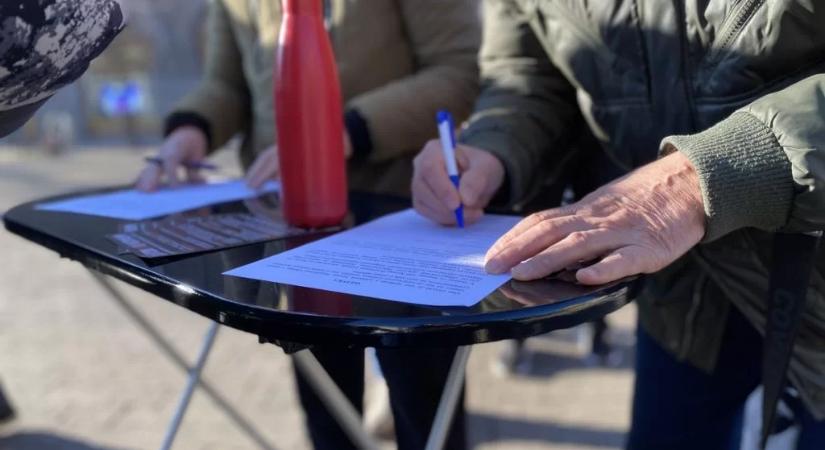 Szabadkán több mint 4500 aláírást gyűjtöttek össze az egyetemisták