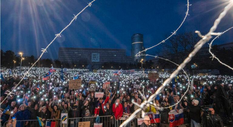 A szlovákiai lakosság többsége negatívan értékeli a 2025-ös évet, a világjárvány óta a legrosszabbnak tartják