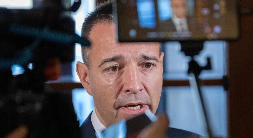 Drucker: Marad a pedagógusok regionális fizetéskiegészítésének rendszere